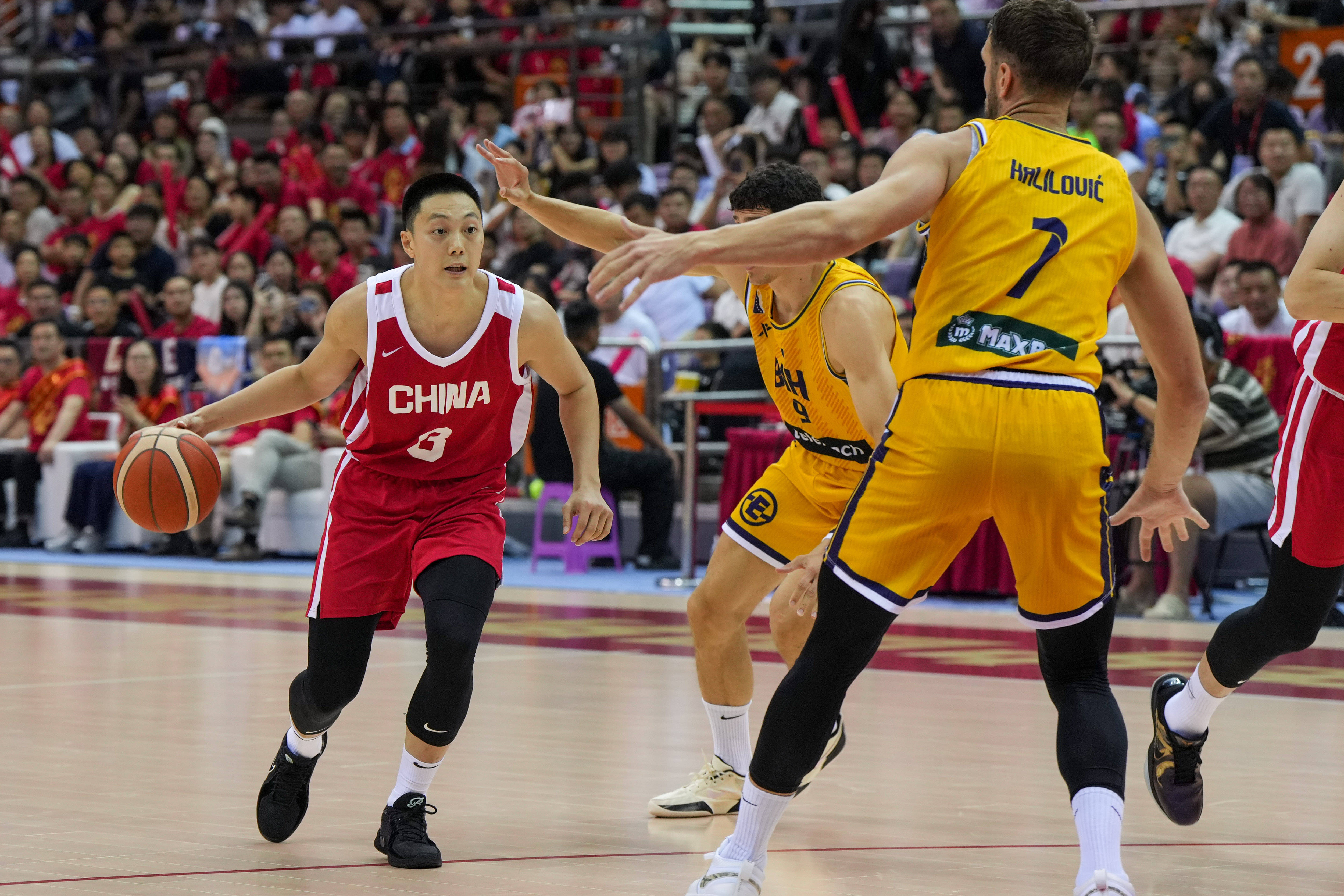 引人注目的篮球比赛将在近期激烈展开 引人注目的篮球比赛将在近期激烈展开